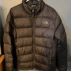 The North Face black puffer Jacket size medium excellent condition
